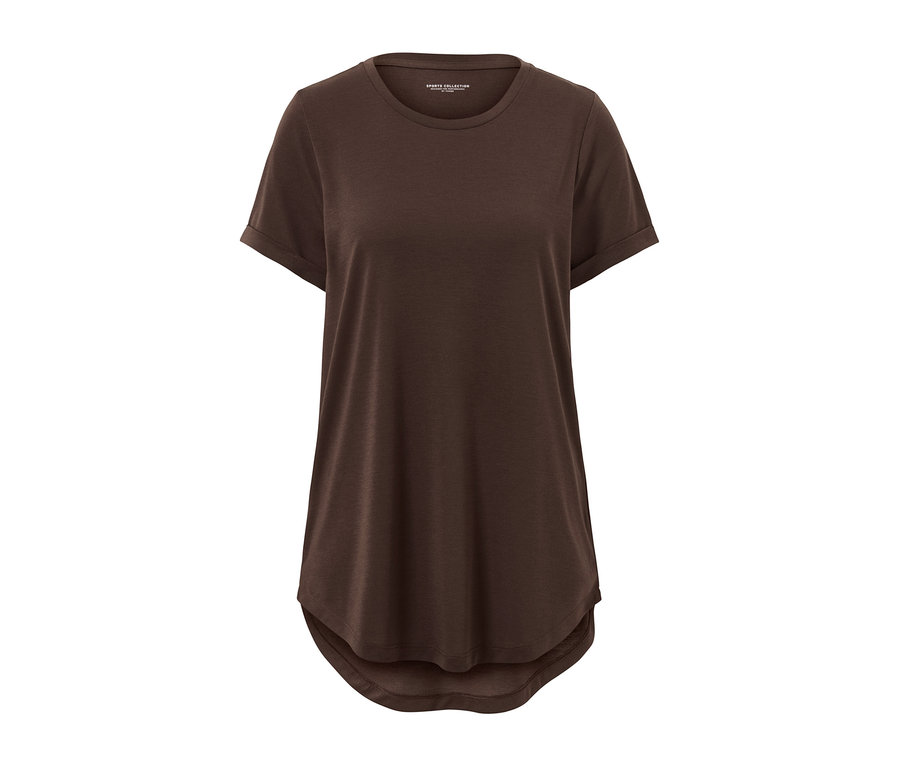 Beyaz arka planda kahverengi uzun tişört.