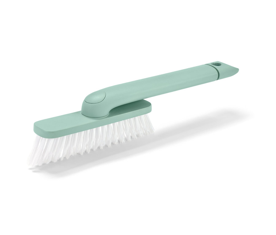 Beyaz arka plan üzerinde beyaz kıllara sahip yeşil bir 4'ü 1 Arada Derz Temizleyici.