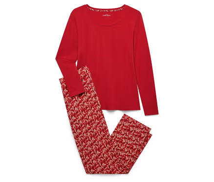Çiçekli pantolonlu, uzun kollu, kırmızı pijama.