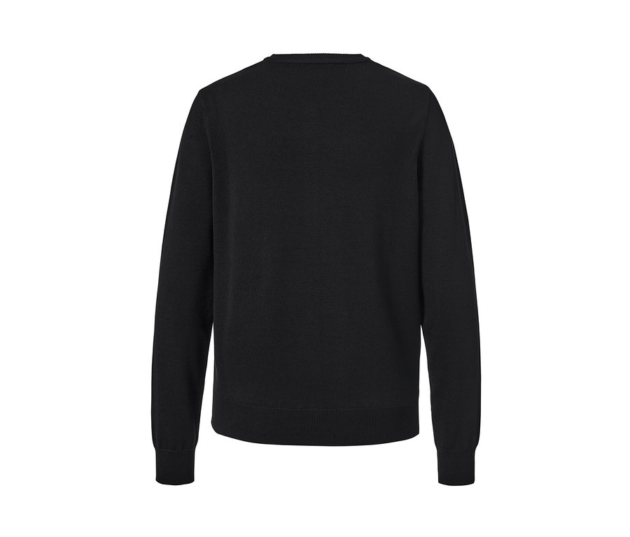 Siyah ince örgü hırkanın arka görünümü.