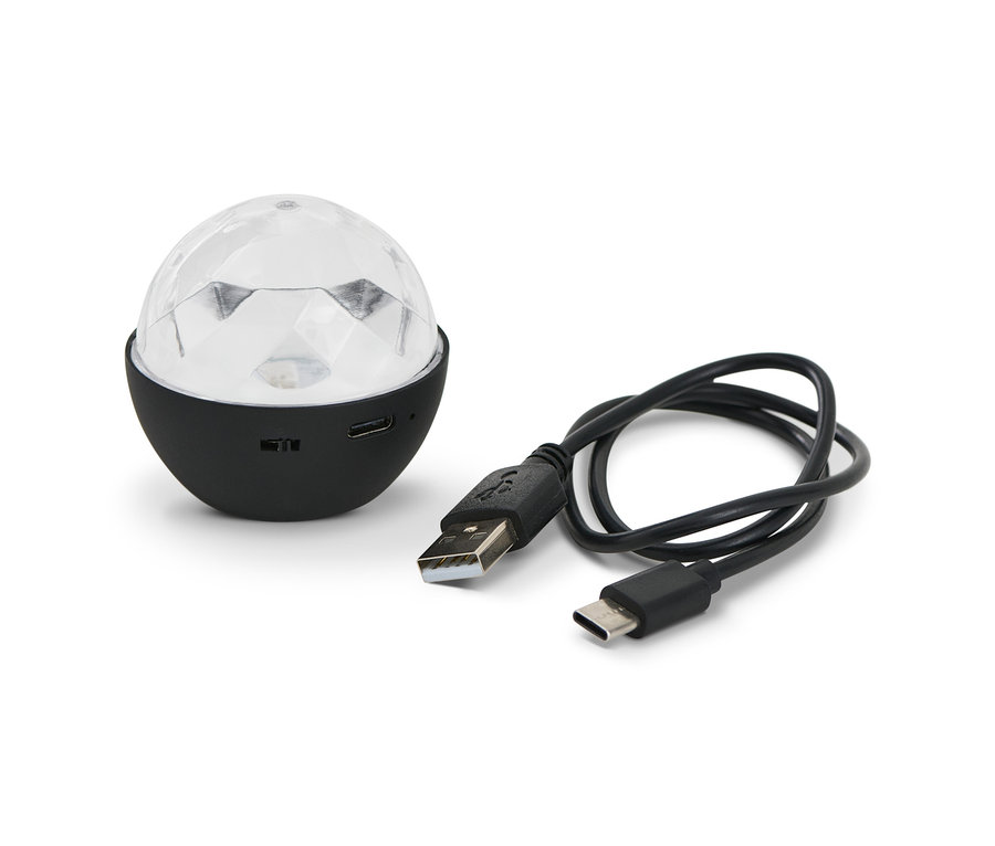 Siyah tabanlı ve USB kablosuna sahip mini disko topu.