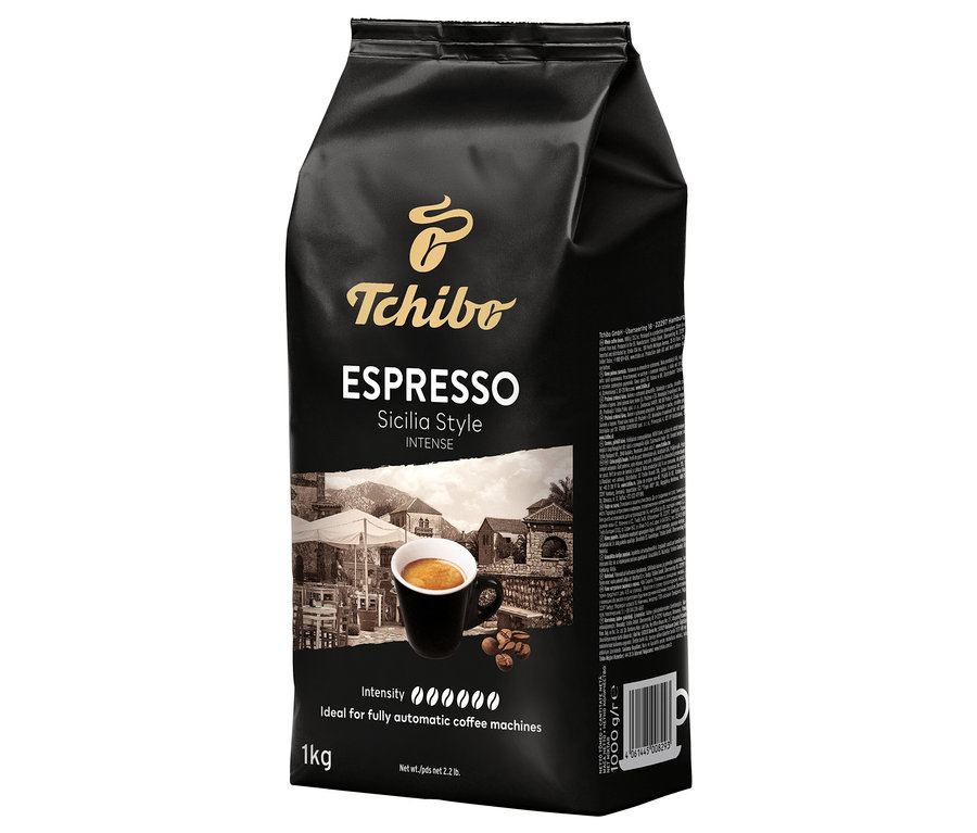 Siyah ambalajlı, 1 kg Tchibo Espresso Sicilia Style çekirdek kahve. 