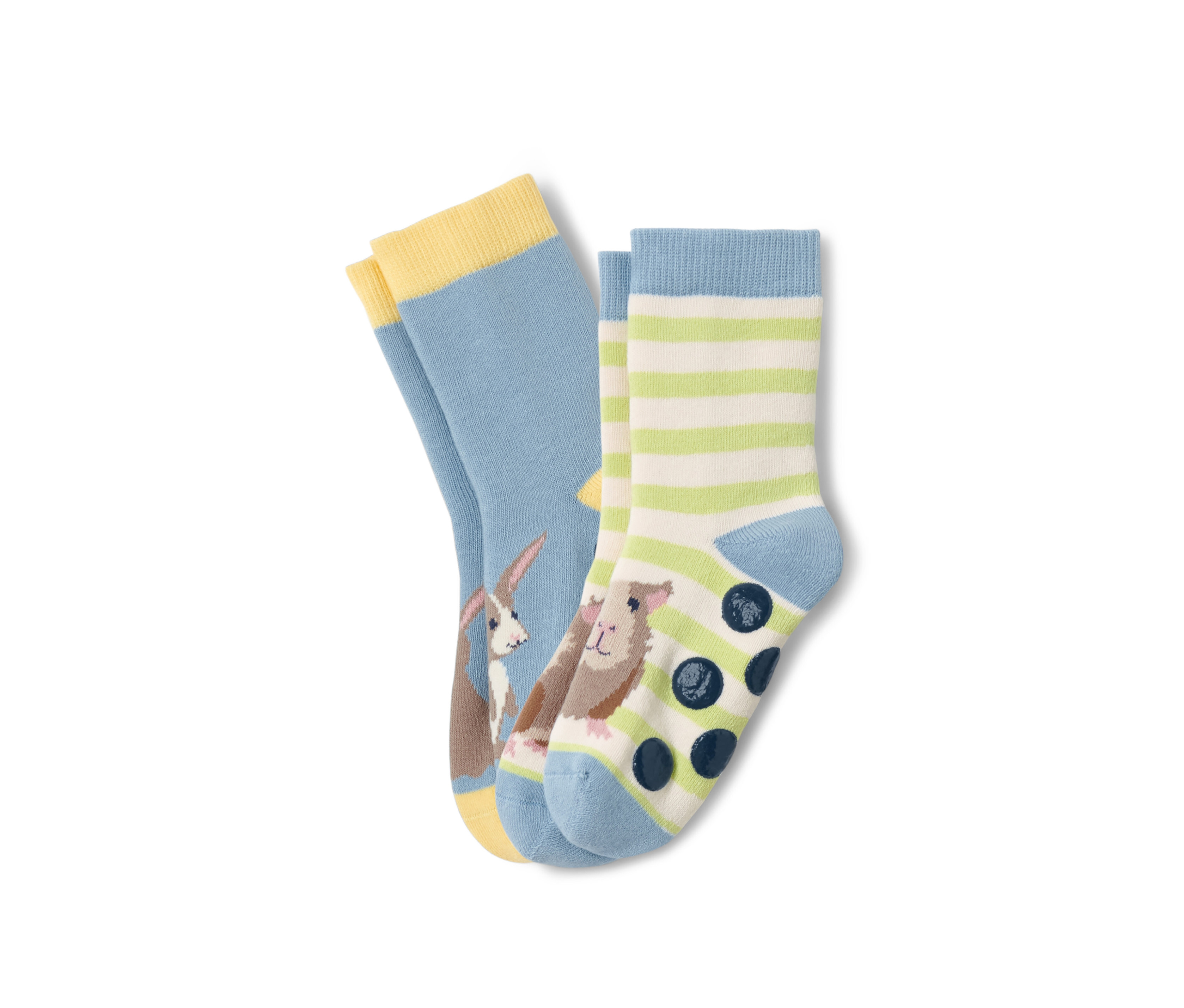İki Çift Küçük Çocuk Kaymaz Çorap: bir çift açık mavi, üzerinde tavşan deseni var, diğeri çizgili, üzerinde kobay deseni ve kaymaz noktalar var.