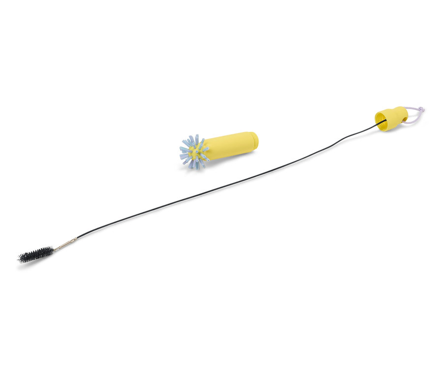 Sarı saplı ve siyah kıllı iki adet şişe fırçası.