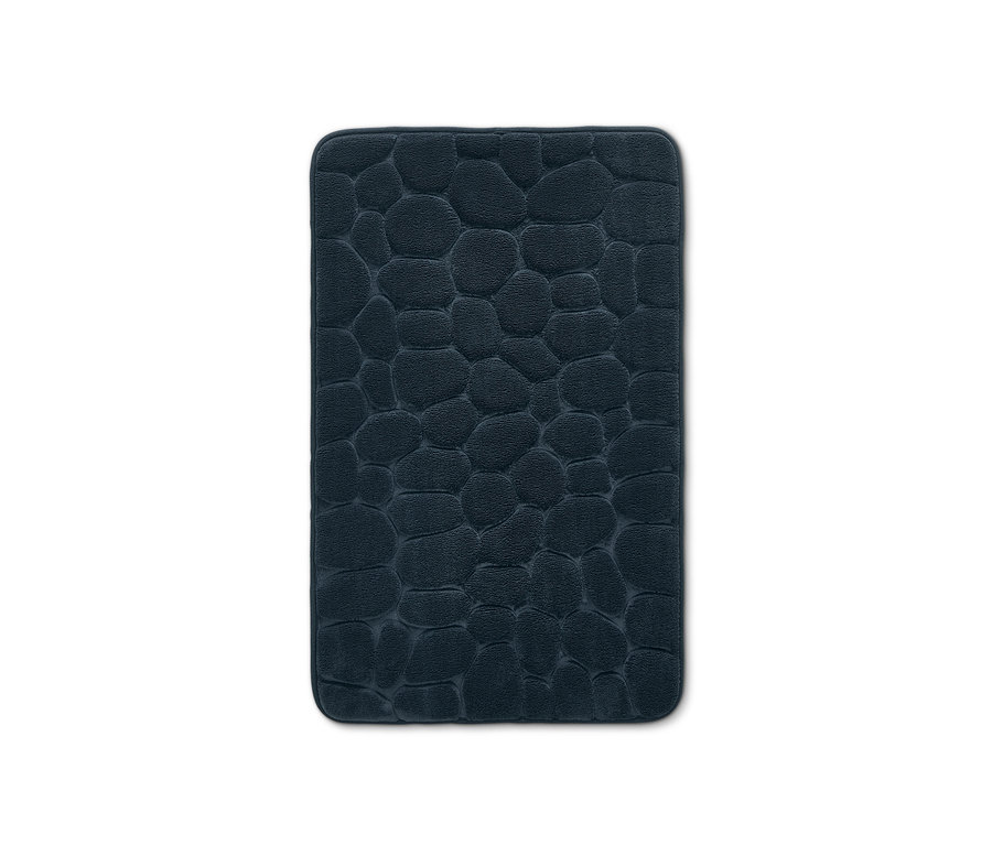Çakıl taşı dokulu, yaklaşık 45 x 75 cm ölçülerinde, koyu mavi konforlu banyo paspası.