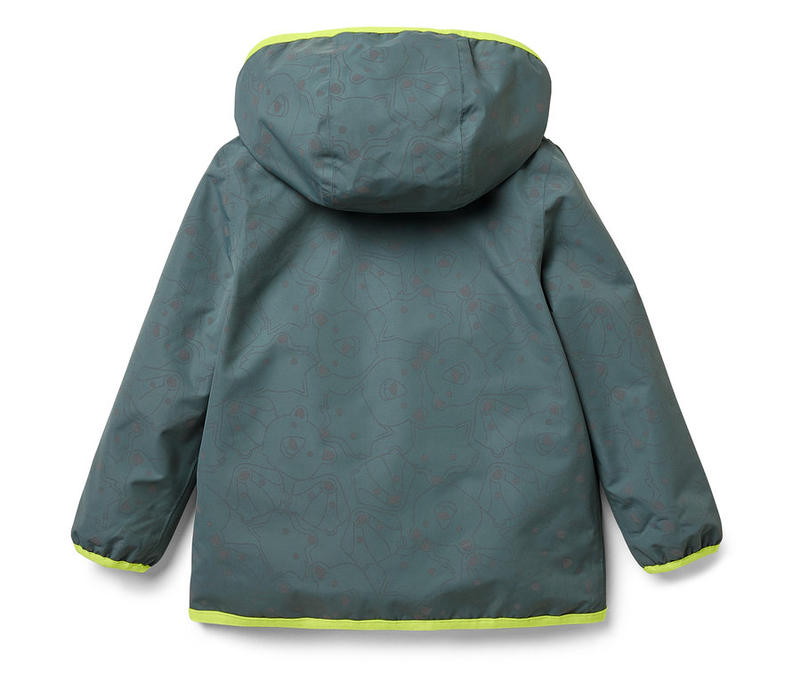 Ayı desenli ve neon sarısı şeritli yeşil kapüşonlu bir ceketin arka görünümü.