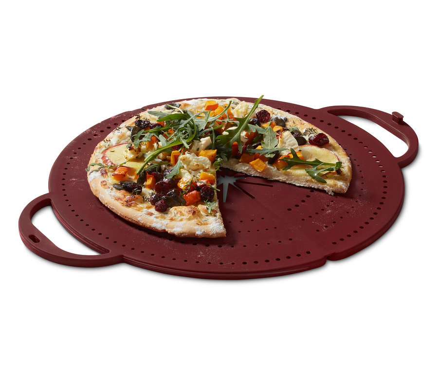 Pizza, kırmızı 4'ü 1 arada yağ sıçratmaz üzerinde.