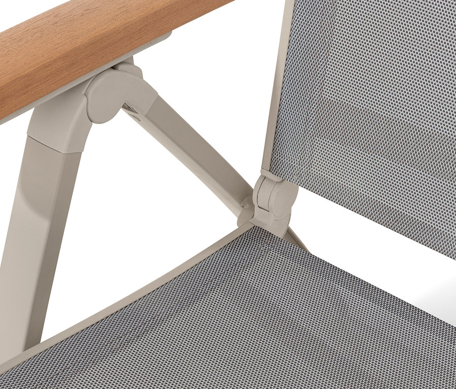 Ayarlanabilir Sırtlı Yüksek Sandalye »Liska«'nın yakın çekim görüntüsü.