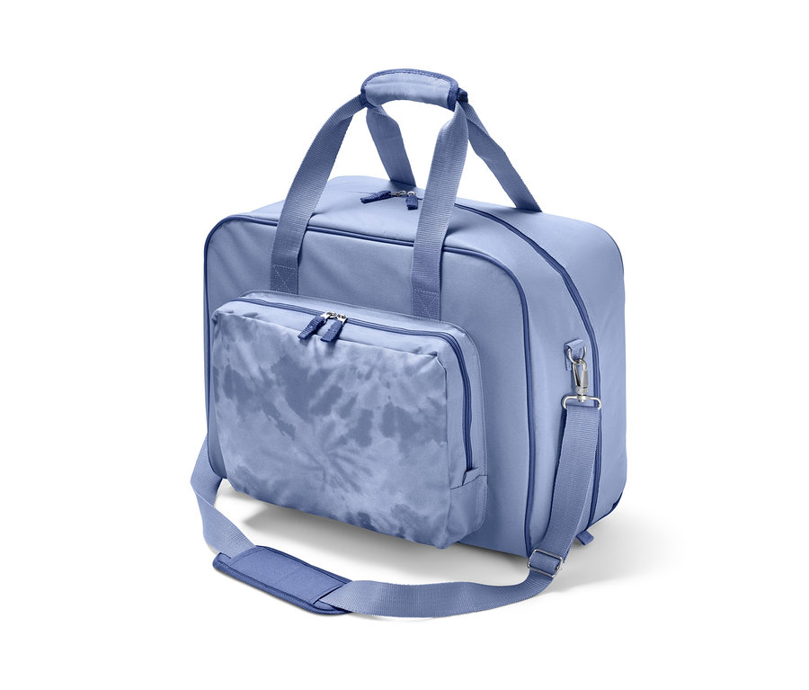 Cepli, mavi dikiş makinesi çantası.