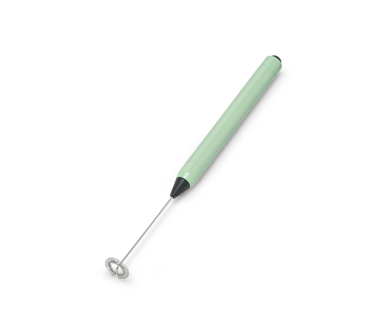 Beyaz bir arka planda yeşil bir süt köpürtücü.