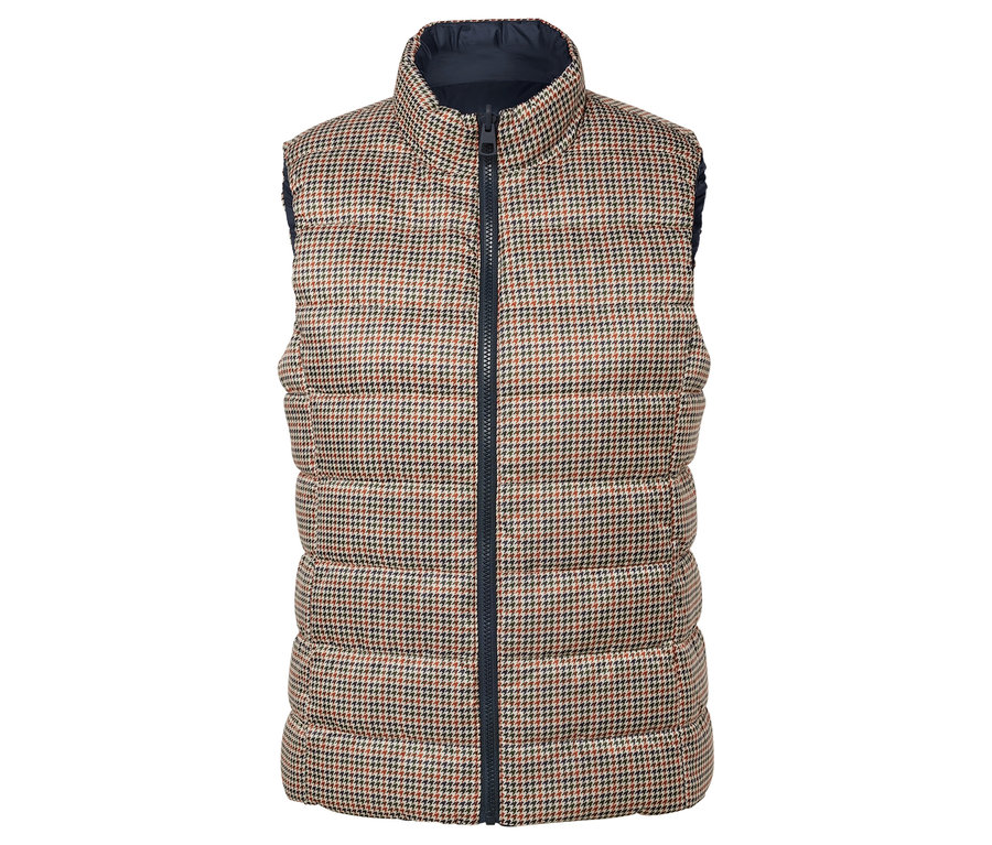 Kahverengi ve siyah kazayağı desenli kapitone yelek.