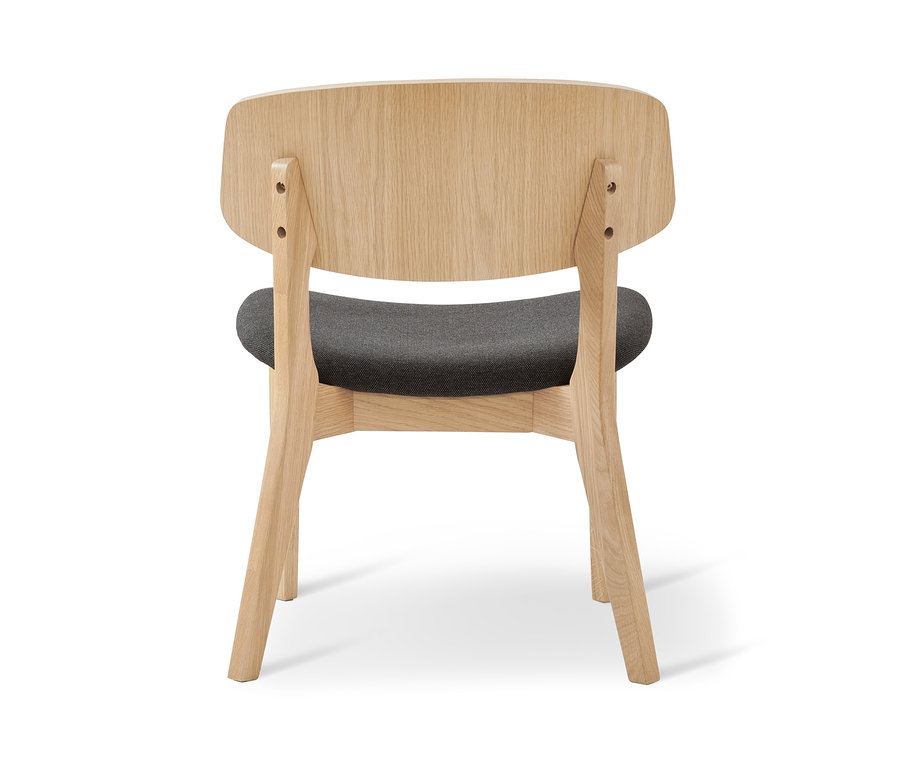 Gri kumaş koltuklu bir Lounge Sandalyesi'nin arka görünümü.