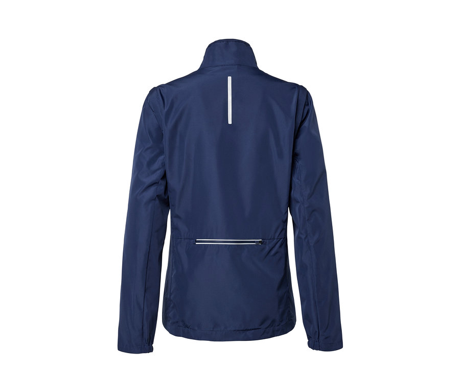 Lacivert renkli 2'si 1 arada bisiklet montunun arka kısmının yakın çekimi.