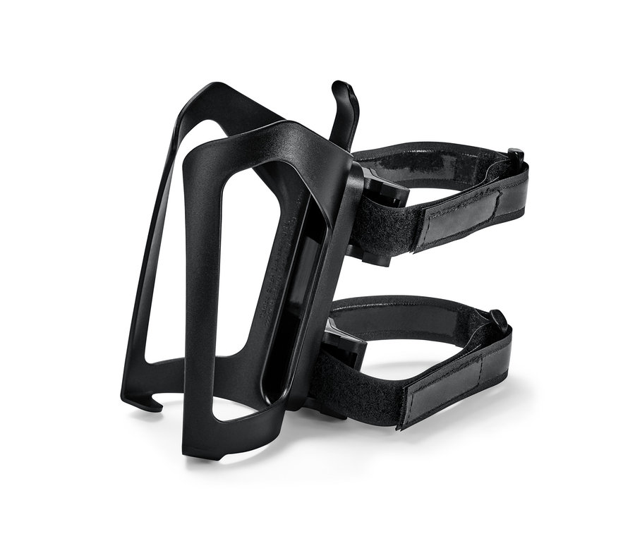 Siyah bisiklet şişe tutacağı.