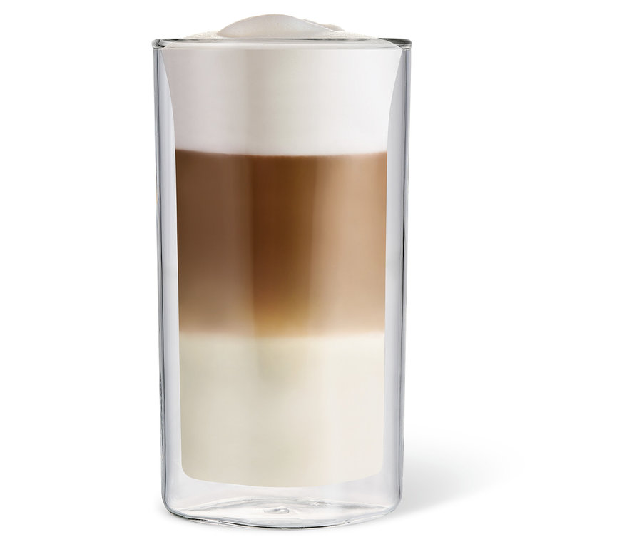 Bir bardakta katmanlı latte macchiato.