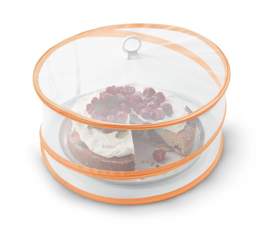 Ahududlu pasta, katlanabilir koruyucu kapak ile örtülmüştür.