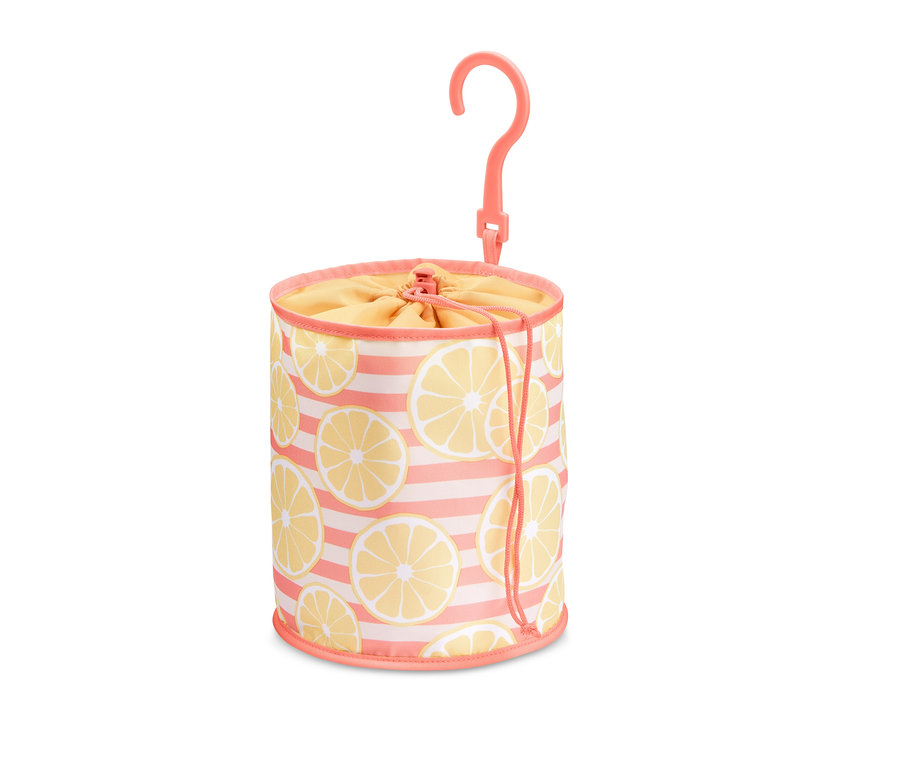 Limon desenli ve pembe askılı mandal torbası.