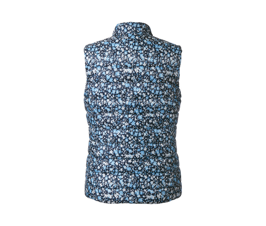 Çiçek desenli, çift taraflı kapitone yeleğin yakın çekim detayıdır.