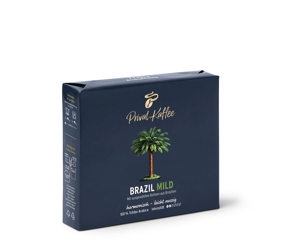 Bir paket Privat Kaffee Brazil Mild Öğütülmüş Filtre Kahve.